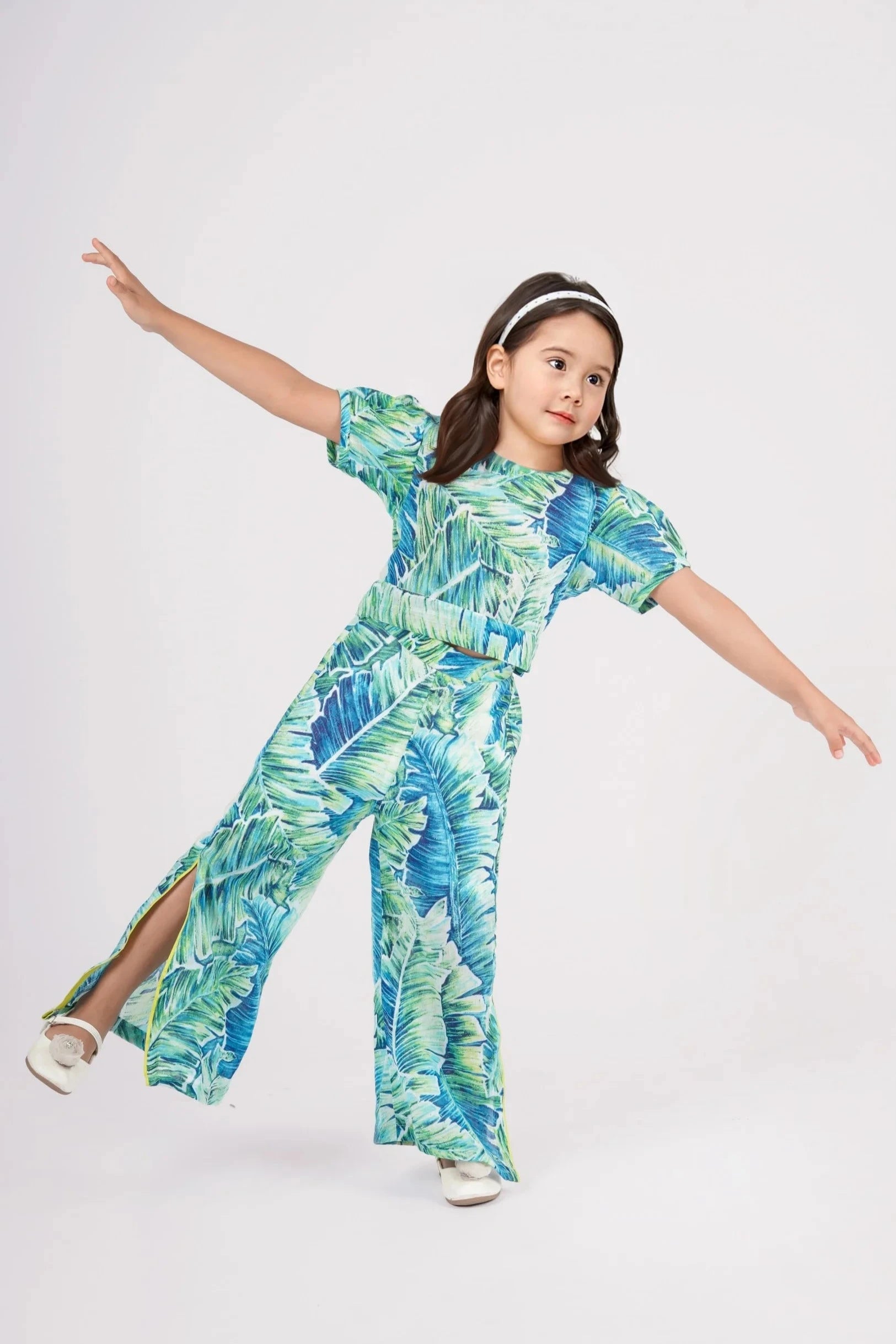 Casual Tropical Print Cotton Co ord Set for Girls Full Front pose