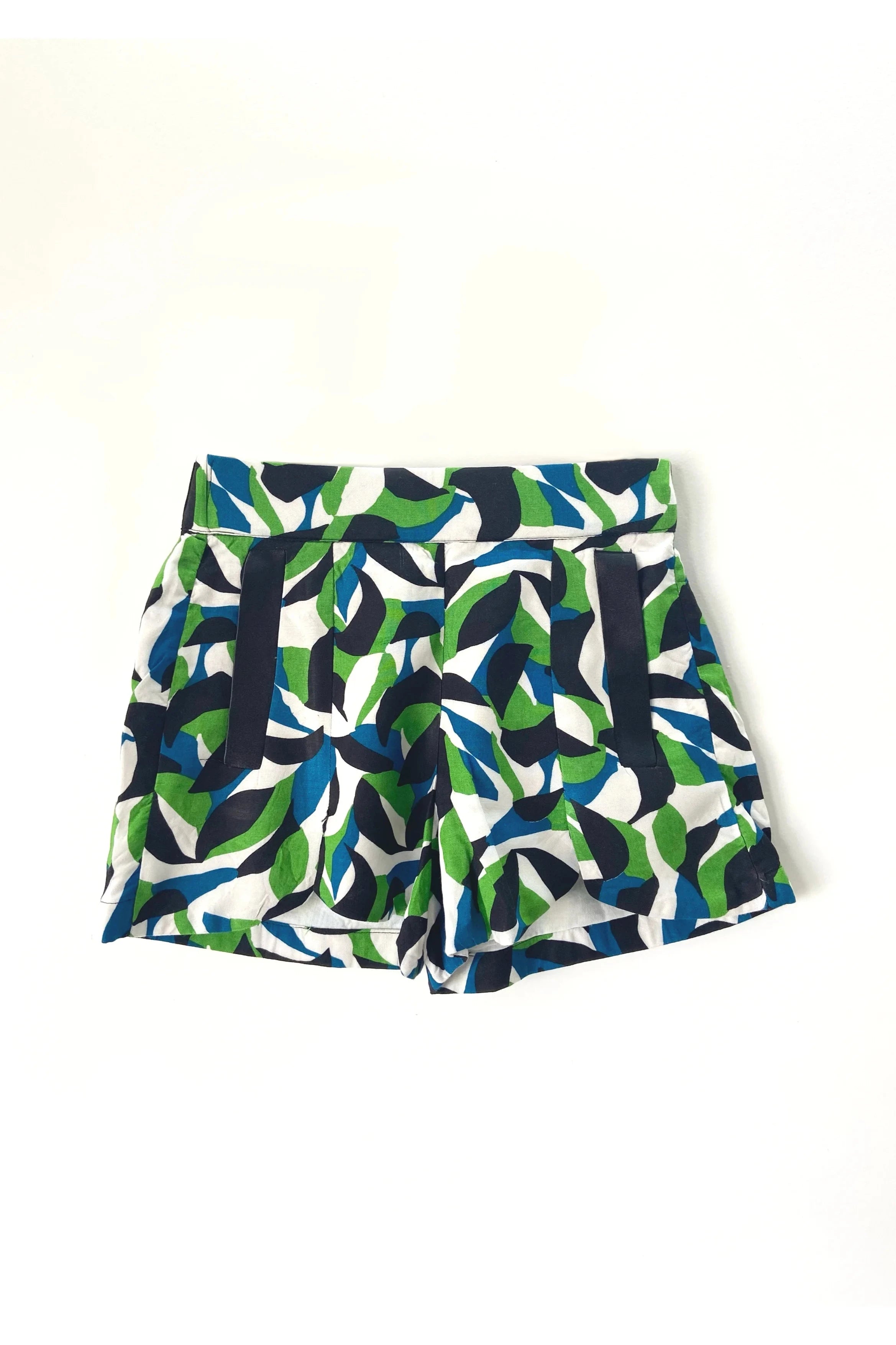 Girl's Stylish Top and Shorts Bottom