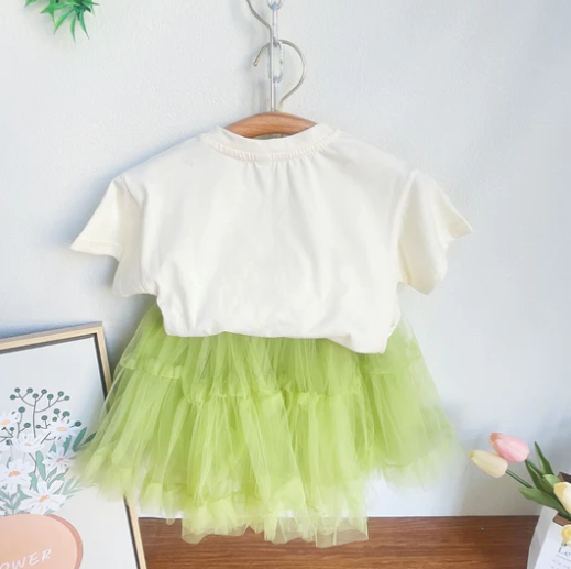 Offwhite flower top and skirt