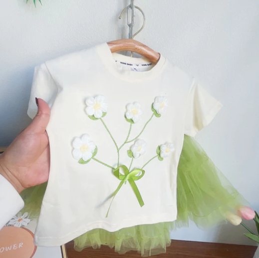 Offwhite flower top and skirt